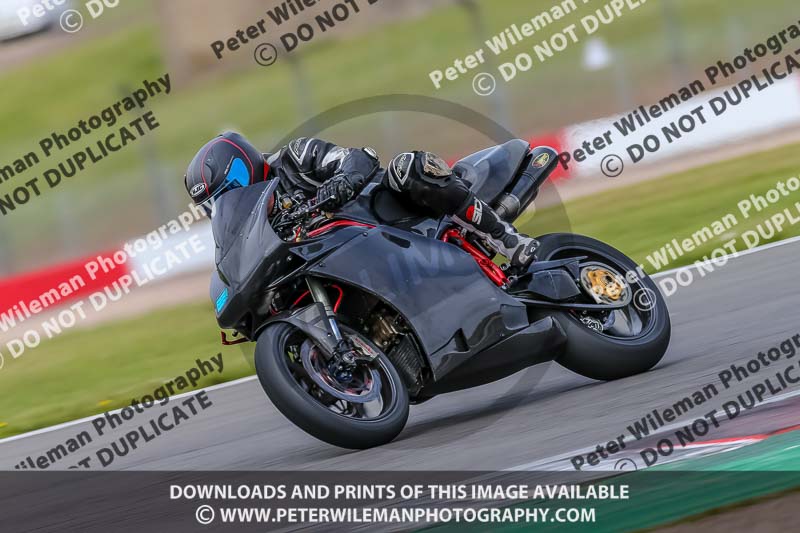 PJ Motorsport Photography;donington no limits trackday;donington park photographs;donington trackday photographs;no limits trackdays;peter wileman photography;trackday digital images;trackday photos